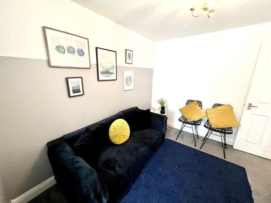 Modern 2 Bed Close To Mall With Parking & Garden London Luaran gambar